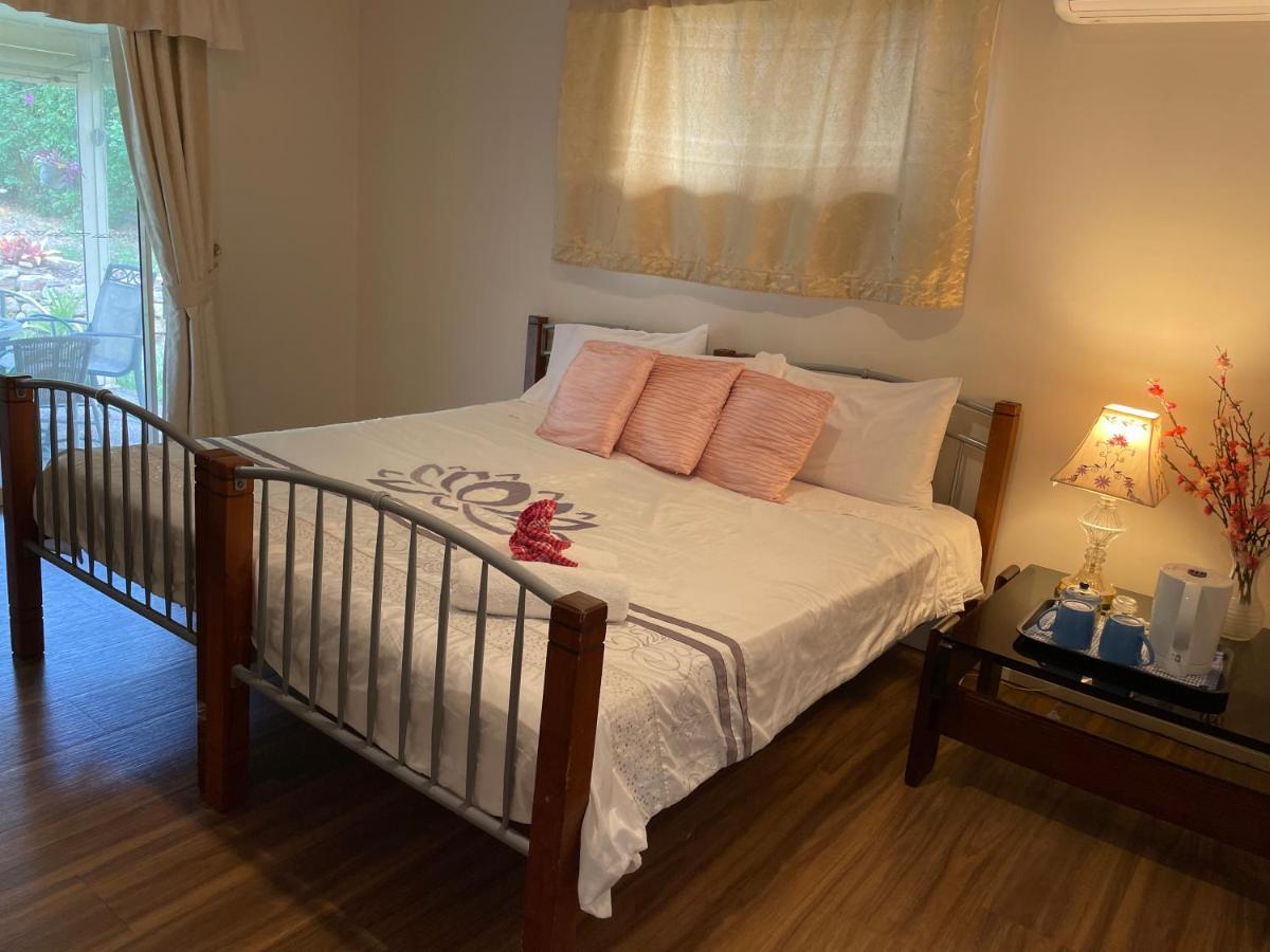 Theme Parks Amituofo Homestay Голд-Кост Экстерьер фото